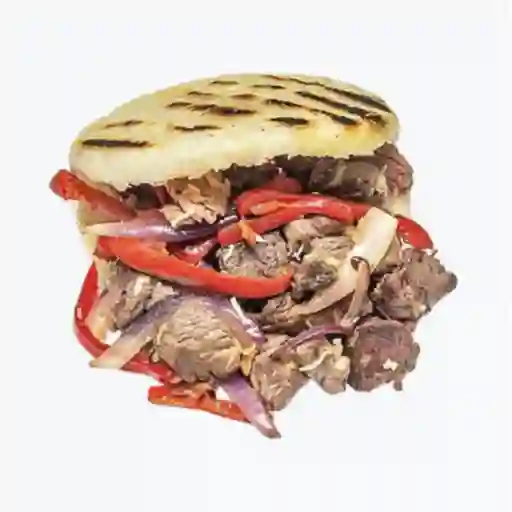 Arepa Rellena De Res Salteado Wok