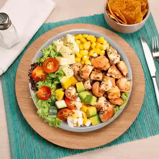 Abundante Ensalada Pollo Finas Hierbas