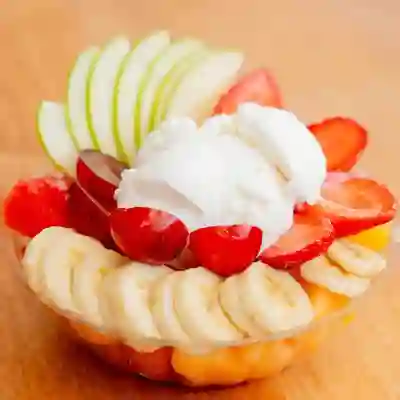 Ensalada De Fruta Con Helado