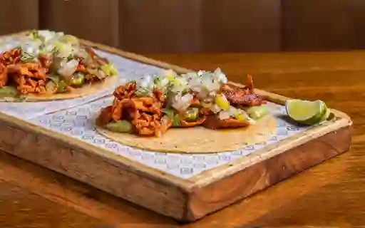 Taco De Cerdo Al Pastor