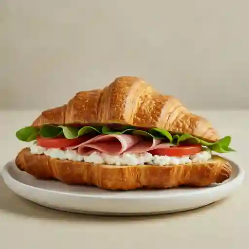 Croissant De Jamón Serrano