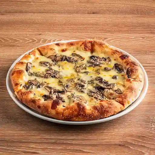 Pizza Tres Quesos Y Trufa