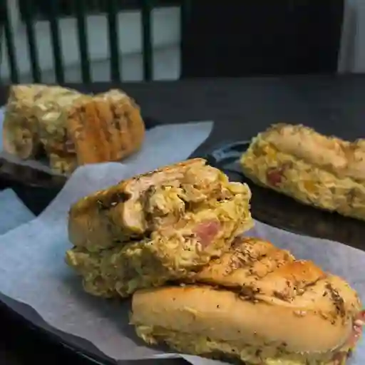 Perra  Pollo Suiza
