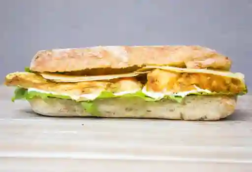 Sánduche Pollo Cesar Y Parmesano