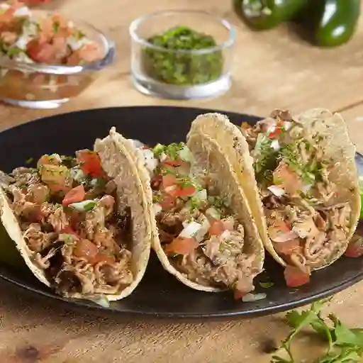 Tacos De Res Desmechada