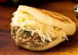 Arepa Carne Y Queso