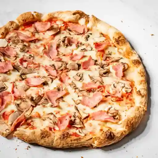 Pizza Jamón Y Champiñónes