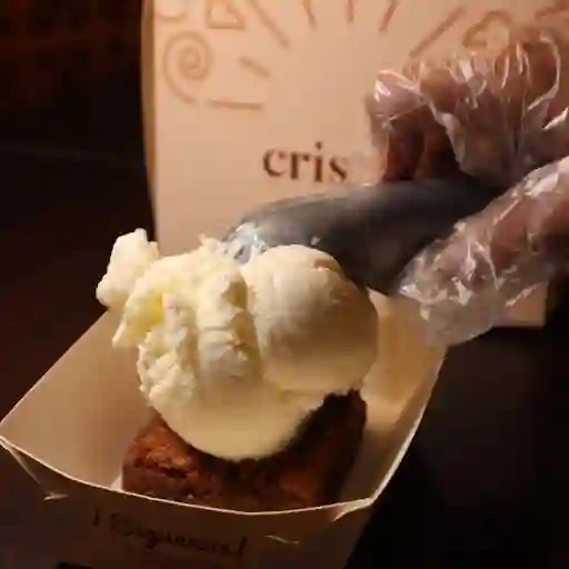 Brownie Tradicional Con Helado