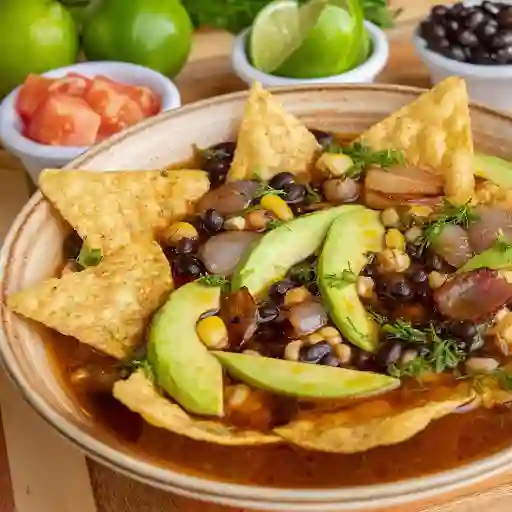 Sopa De Tortillas Y Chipotle