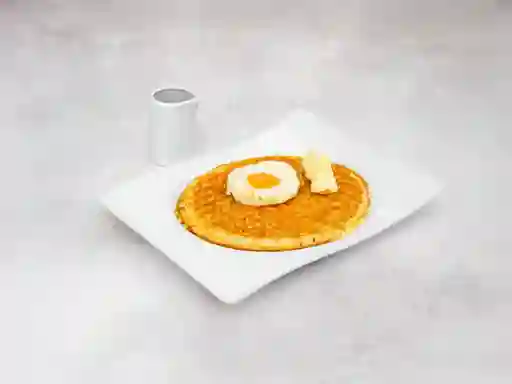 Waffle Mantequilla Syrup Y Huevo Frito
