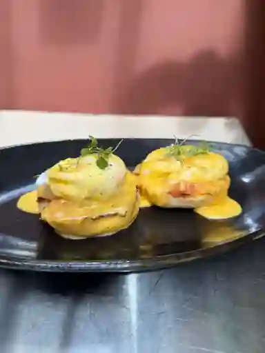 Huevos Benedictinos