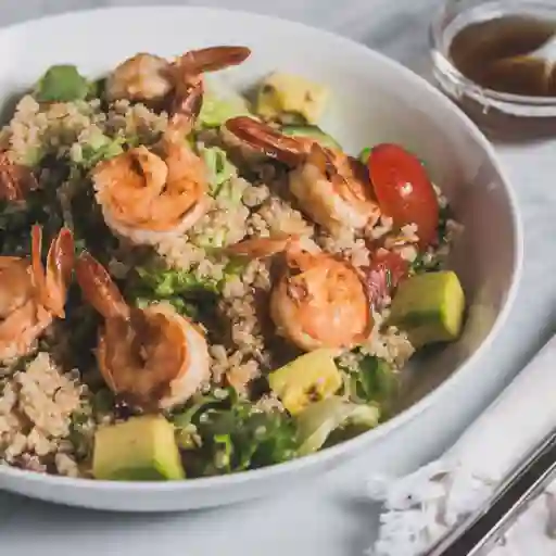 Ensalada De Quinua Con Langostinos