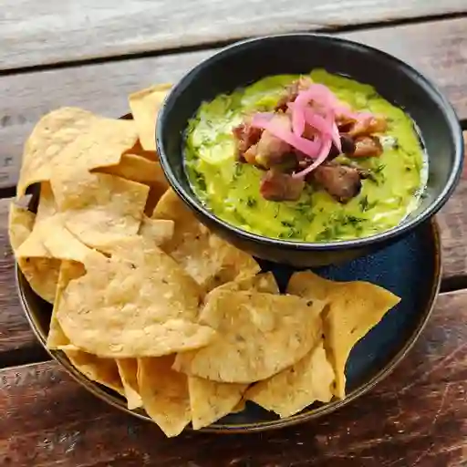 Guacamole Con Chicharrón