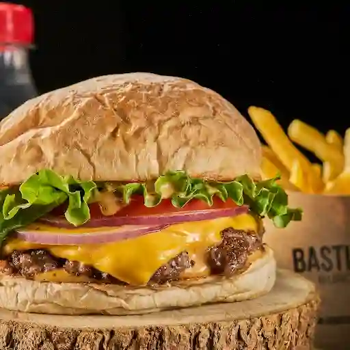 Combo Clasica Con Papas Y Bebida