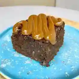 Brownie De Almendras Con Arequipe