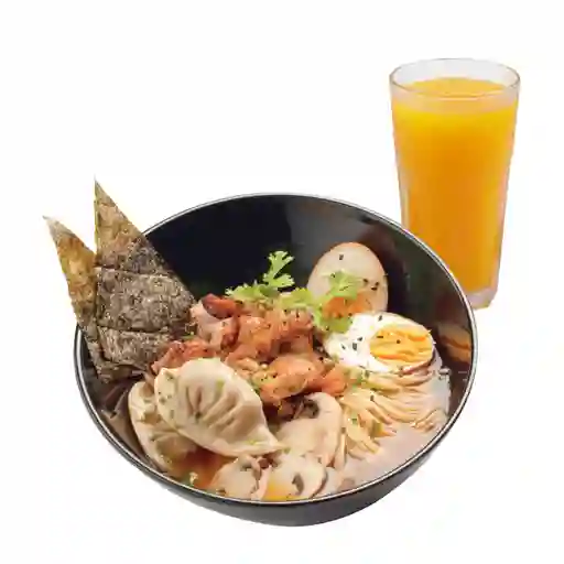 Ramen + Jugo De Mandarina