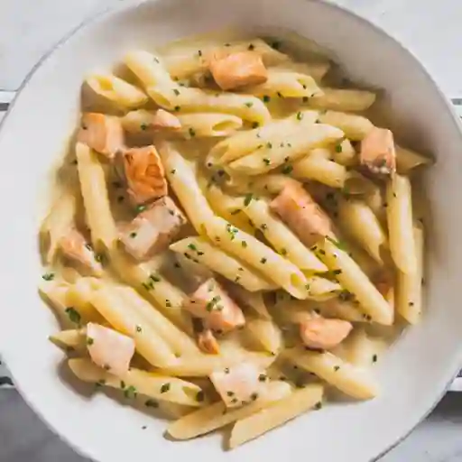 Penne Al Salmón