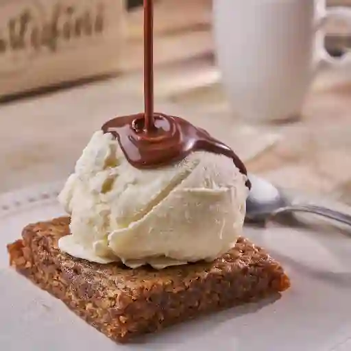 Brownie Con Helado