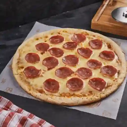 Pizza Salami Small