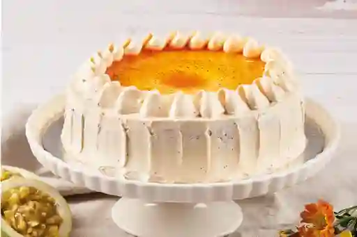 Torta Tres Leches Corazon De Maracuyá