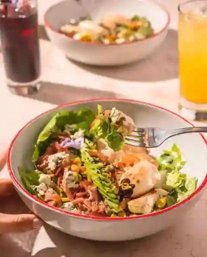 Ensalada Cobb + Pollo A La Pla