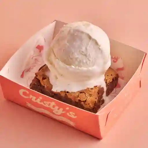Brownie Tradicional Con Helado