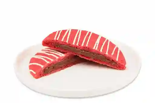 Galleta Roja Rellena De Chocoavellana