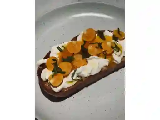 Tartine Stracciatella & Uchuva