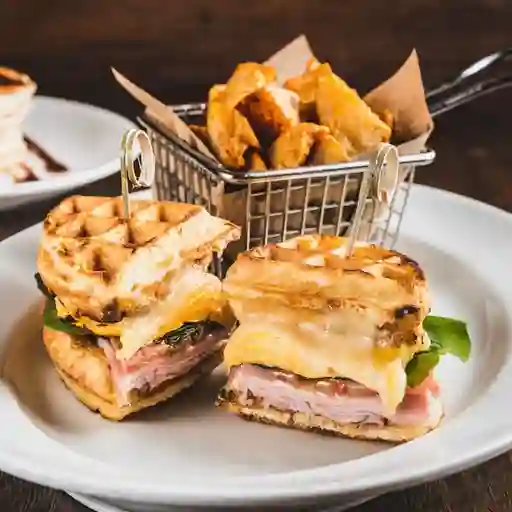 Waffle Sandwich*