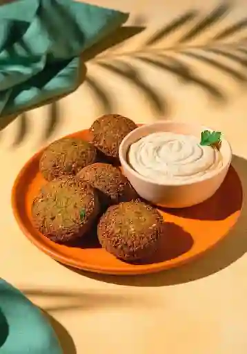 Falafel & Hummus