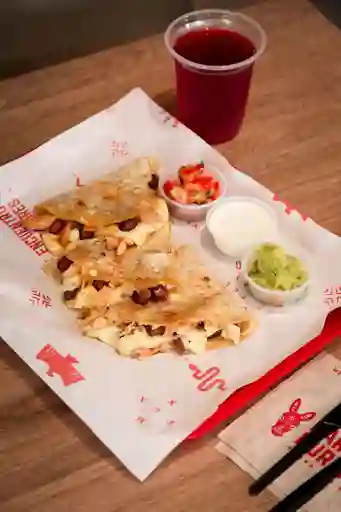 Quesadilla Con Opción De Combo