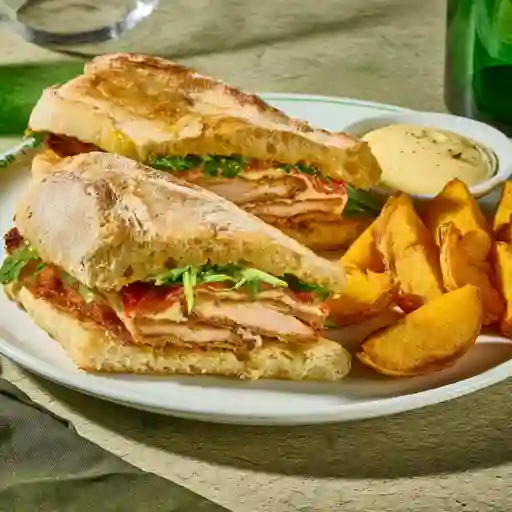 Sandwich De Milanesa