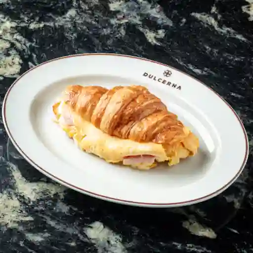 D10- Croissant Snoopy