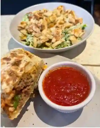 Combo Para 2: Panini Y Ensalad