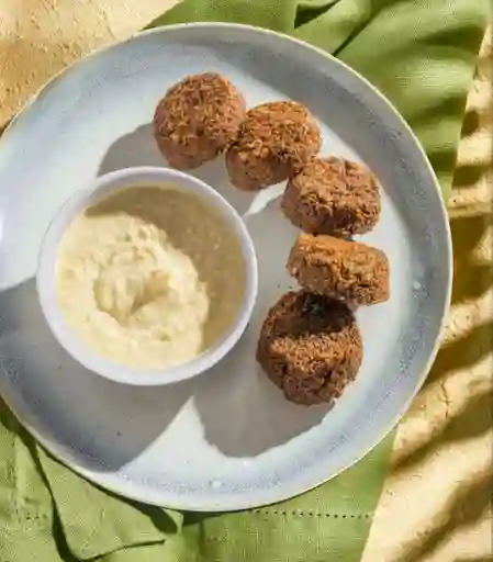 Falafel & Hummus