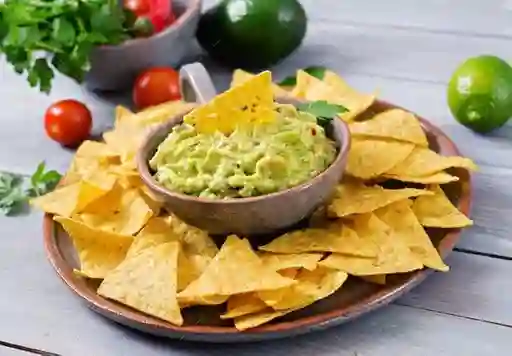 Nachos Con Guacamole