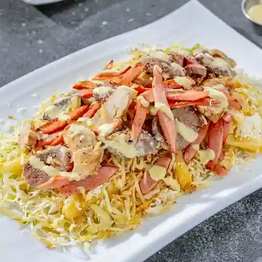 Salchipapa Mixta