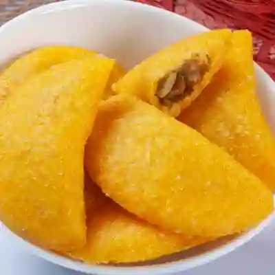 Empanada De Maiz Carne