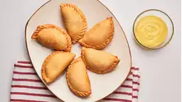 Deditos y Empanadas la Picada