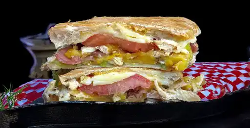 Trinis Sandwich