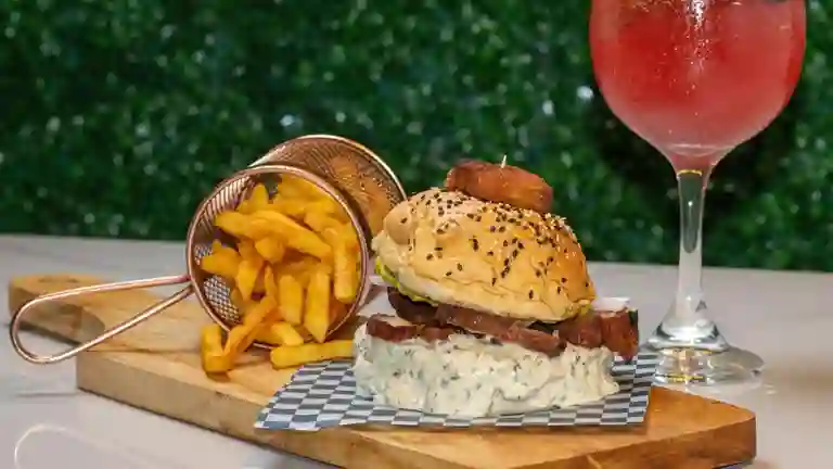 Fenix Parrilla