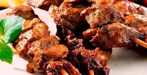 Comidas Punto Rojo Caney