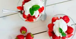 Creamy Fresas con Crema