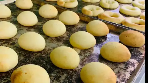 Toc Toc Pandebono y Buñuelo