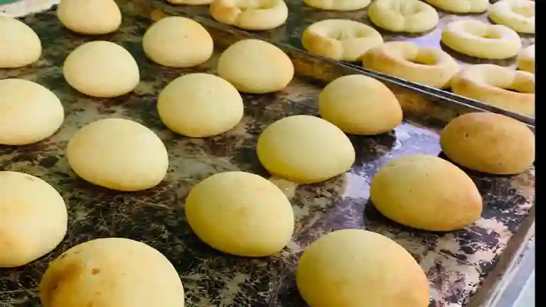 Toc Toc Pandebono y Buñuelo