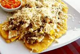 Patacones algo mas