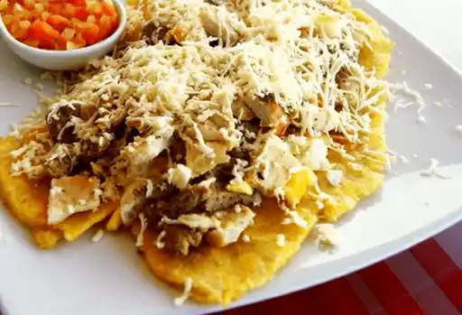 Patacones algo mas