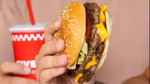 Five Guys Enterprises Colombia