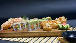 Sushi & Wok Bonsai