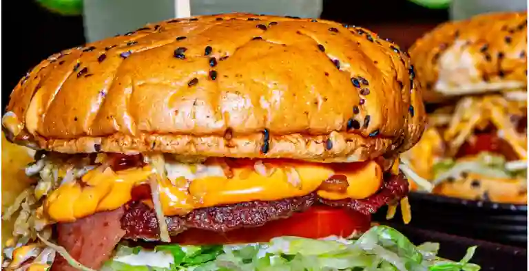 3B Brasas Barril y Burgers